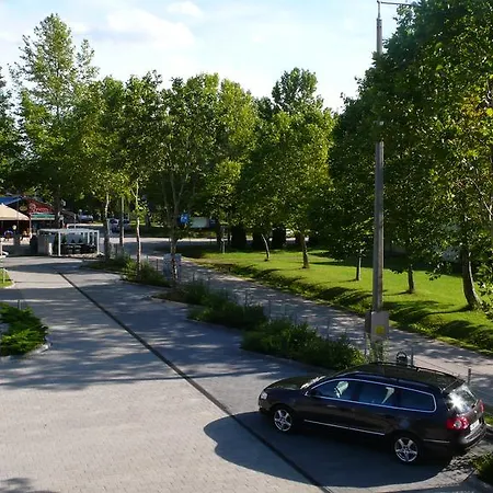Reflex Apartment Zamárdi